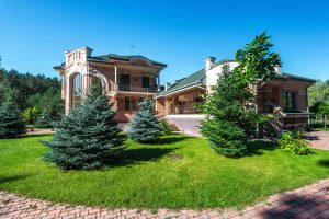 Luxury Meets Function: Outdoor Features for Dream Homes