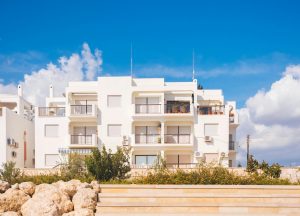10 Stunning Exterior Designs for Modern Luxury Homes